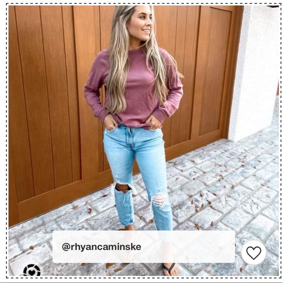 NWOT Universal Thread Crewneck - Picture 7 of 7